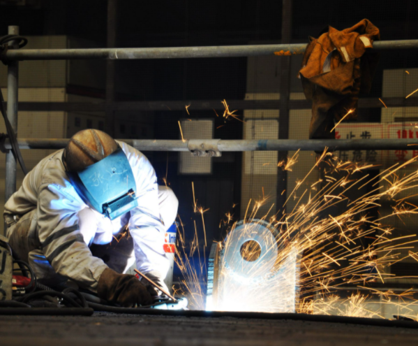 燒電焊工穿什么衣服布料比較防燙