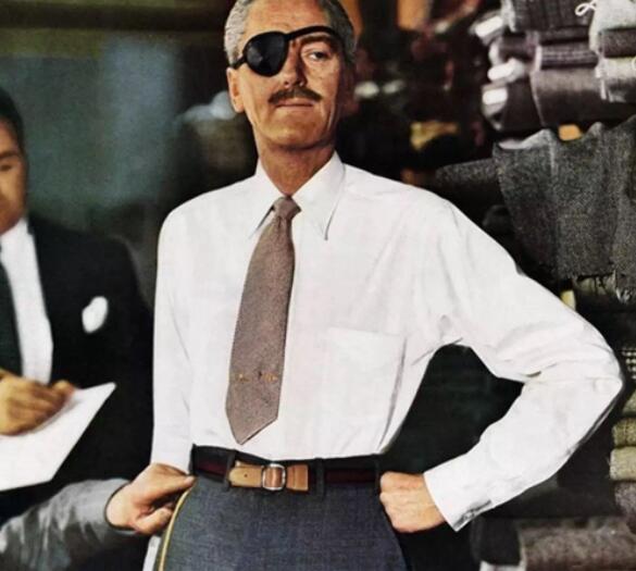 現代的襯衫是可以單獨穿的