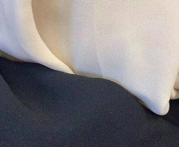 聚酯纖維衣服很廉價嗎？