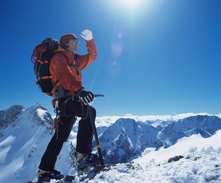 沖鋒衣和登山服的區(qū)別